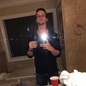 Meet your Posher, Carlo